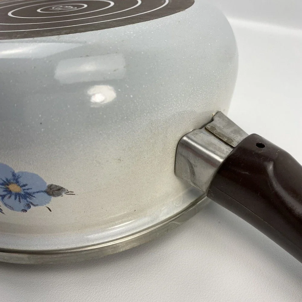 Saucepan 1.5 Quart With Lid Crowning Fashion Spring Bouquet Pattern Vintage Flaw